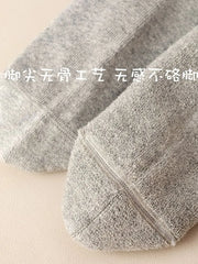 Set of 4 Pairs: Plain Socks