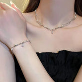 Rhinestone Faux Pearl Alloy Bracelet / Choker