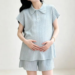 Maternity Set: Short-Sleeve Textured Polo Shirt + Shorts