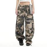 Drawstring Waist Camouflaged Print Baggy Wide Leg Cargo Pants