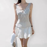Sleeveless V-Neck Plain Lace Trim Crop Top