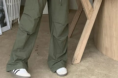 High Rise Plain Wide Leg Cargo Pants / Short-Sleeve Crop T-Shirt