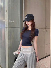 Short-Sleeve Crew Neck Crop Slim Fit T-Shirt / Mid Rise Baggy Pants