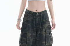 Mid Rise Camouflage Wide Leg Cargo Jorts