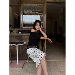 Mid Rise Dotted Wide Leg Jorts