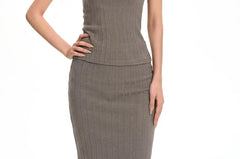 Turtleneck Plain Slim Fit Tank Top / High Waist Midi Pencil Skirt