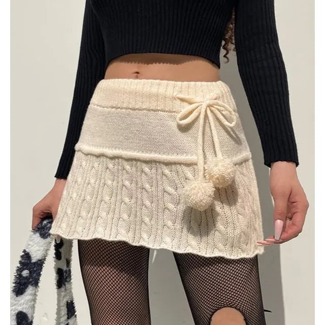 Mid Waist Cable-Knit Mini Skirt