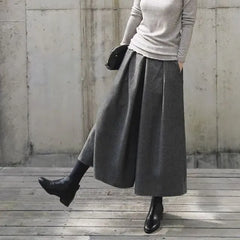 Mid Rise Plain Cropped Wide Leg Pants