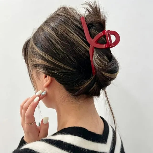 Cutout Hair Claw
