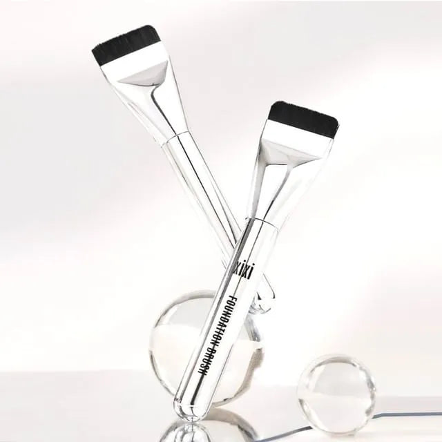 Flat Head Foundation Brush