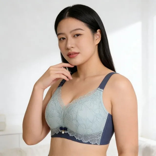[90C - 110E] Plus Size Two Tone Lace Panel Wireless Bra