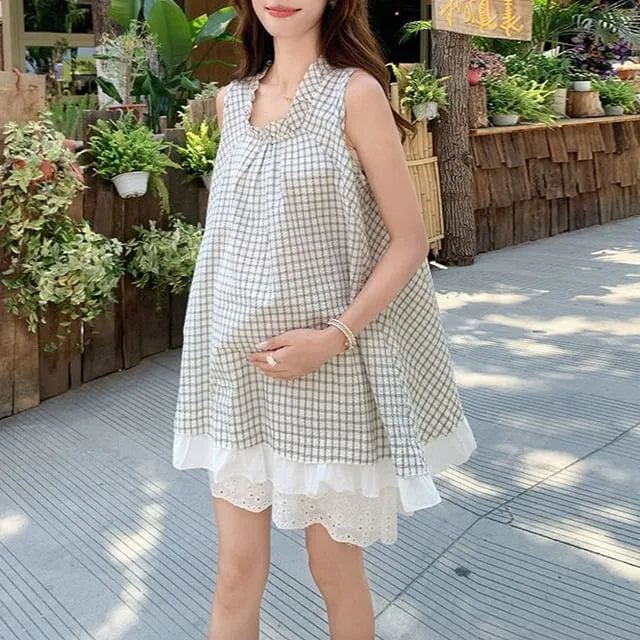 Maternity Sleeveless Square Neck Plaid Frill Trim Tunic / Drawstring Waist Eyelet Lace Wide Leg Shorts