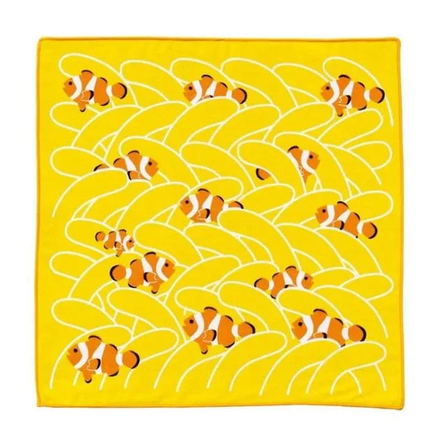 Aquarium Handkerchief Clownfish
